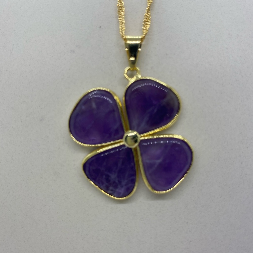 4 Leaf Clover Shamrock Amethyst with 10in Chain